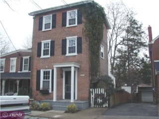 House For Rent in Delaware County