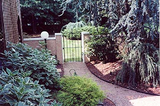Garden walkway
